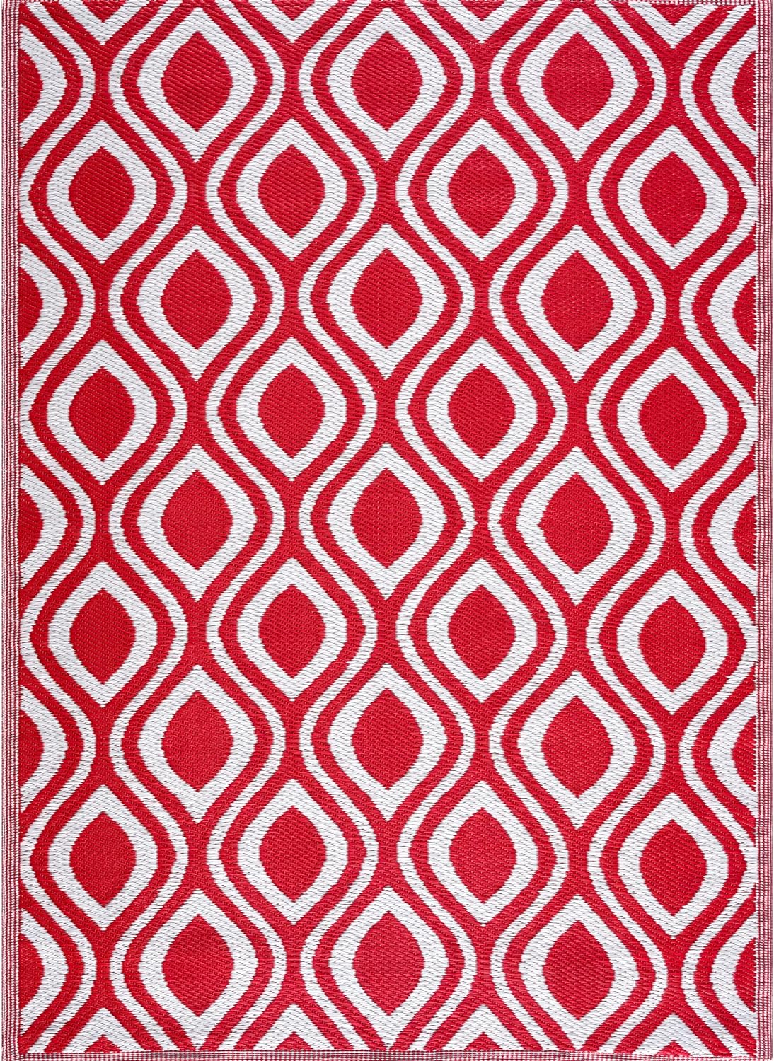 Playa Outdoor Rug - Crease-Free Recycled Plastic Floor Mat for Patio, Camping, Beach, Balcony, Porch, Deck - Weather, Water, Stain, Lightweight, Fade and UV Resistant - Venice- Red & White