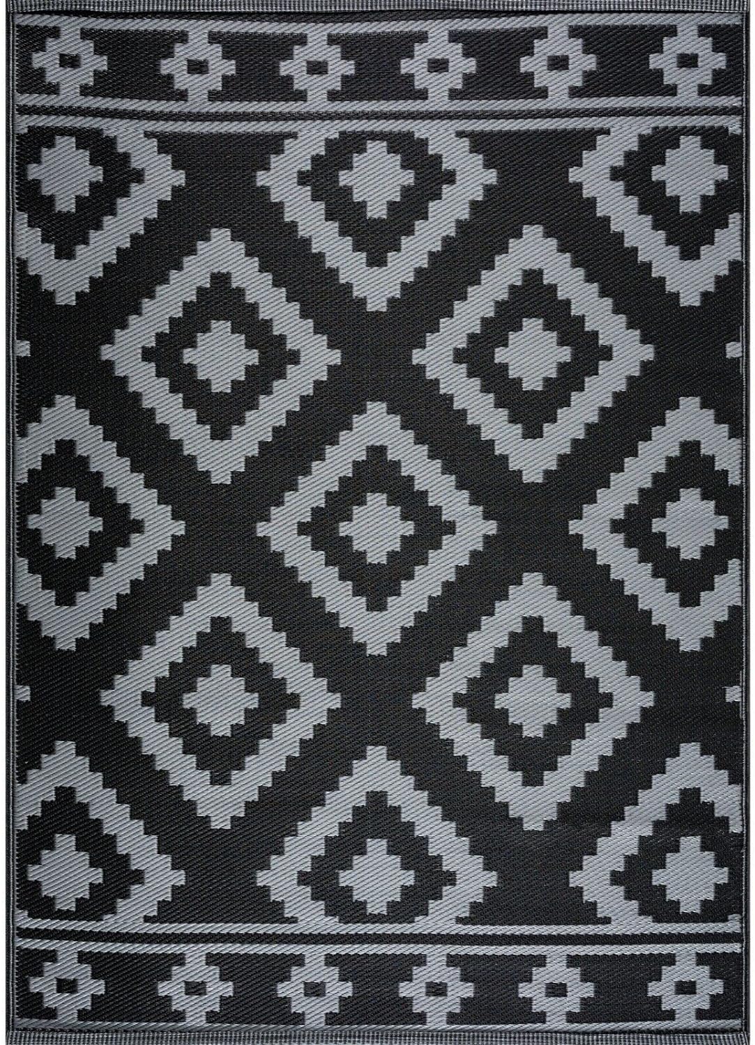 Playa Outdoor Rug - Crease-Free Recycled Plastic Floor Mat for Patio, Camping, Beach, Balcony, Porch, Deck - Weather, Water, Stain, Lightweight, Fade and UV Resistant - Milan- Black & Gray