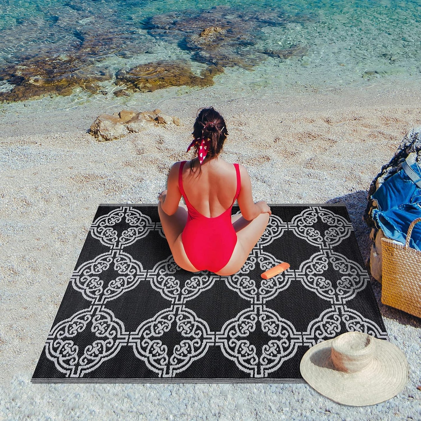 Playa Outdoor Rug - Crease-Free Recycled Plastic Floor Mat for Patio, Camping, Beach, Balcony, Porch, Deck - Weather, Water, Stain, Lightweight, Fade and UV Resistant - Marrakesh- Black & White