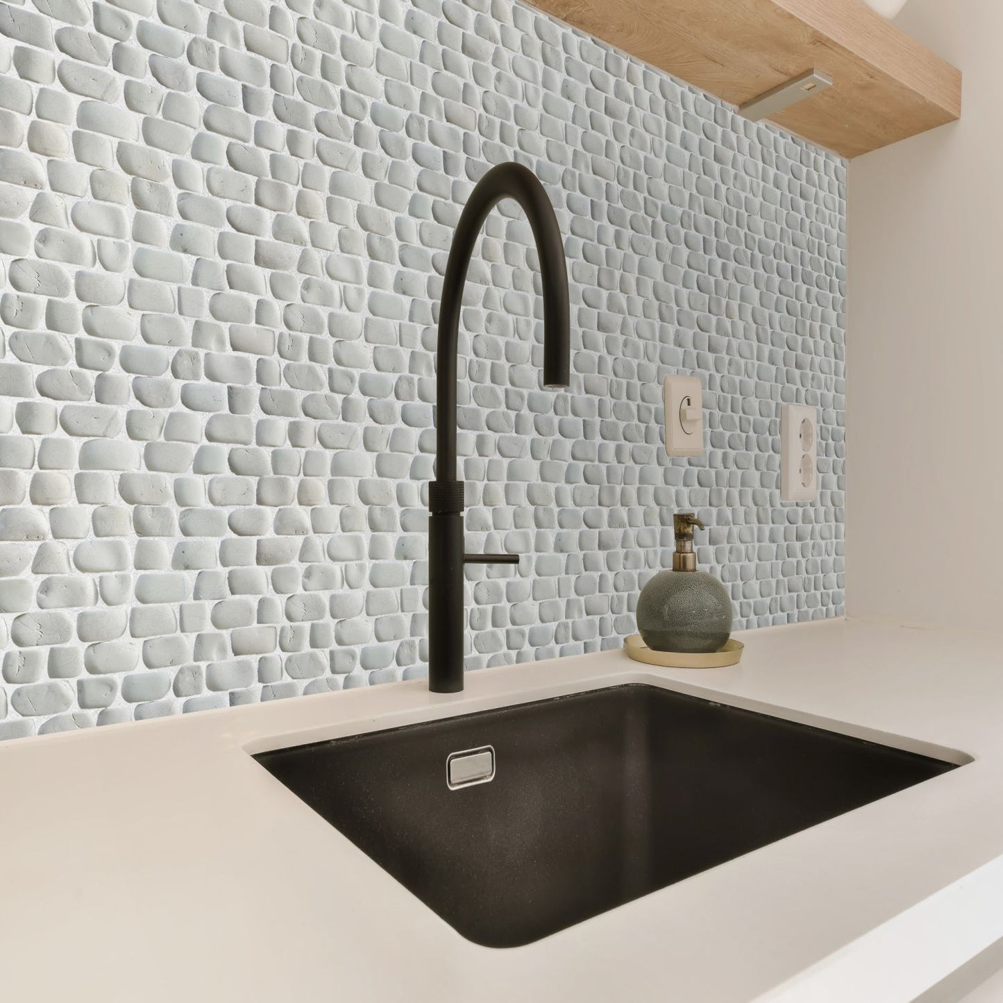 Strip White Natural Stone Mosaic Wall & Floor Tile