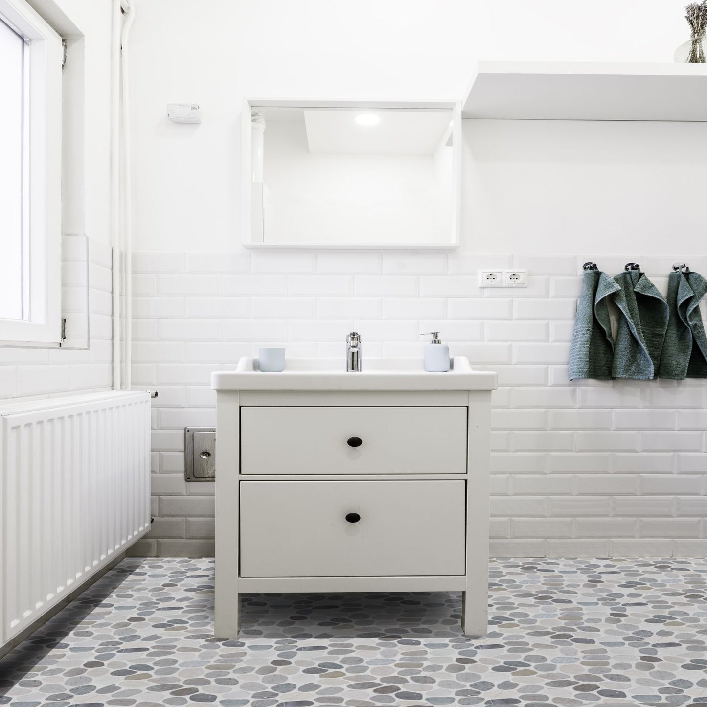 Cloud Sliced Pebble Mosaic Wall & Floor Tile
