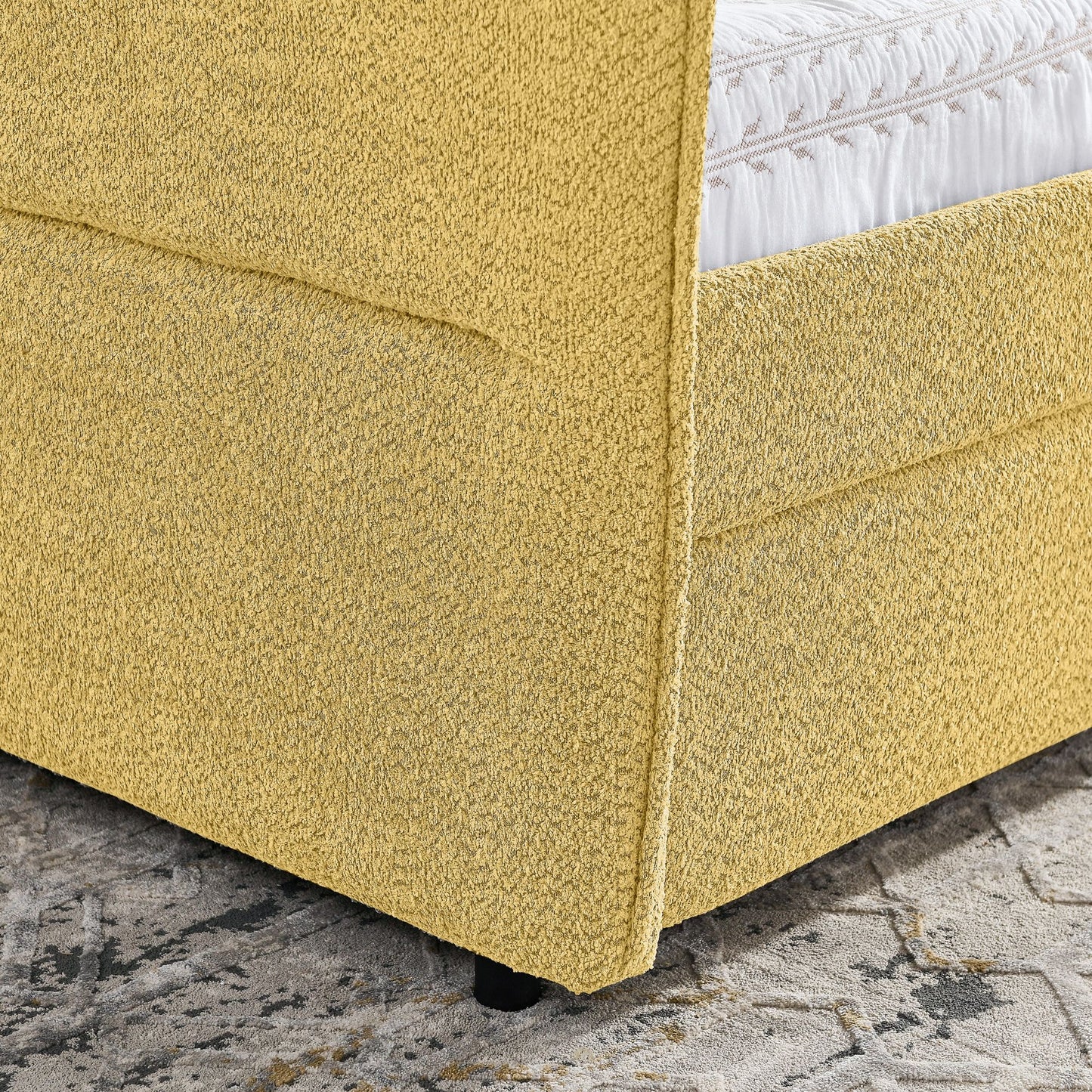 Upholstered Daybed & 2 Drawers