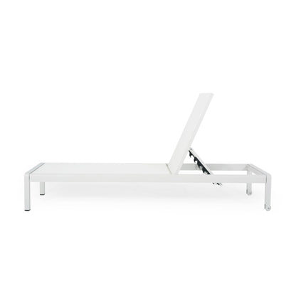 Outdoor Patio Chaise Lounge With 5 Reclining Positions