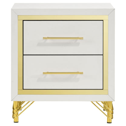 Malcolm - Bedroom Set With Wingback Design