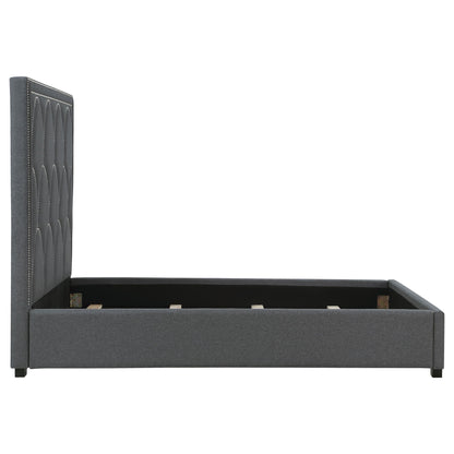 Maille - Panel Bed With Scalloped Headboard