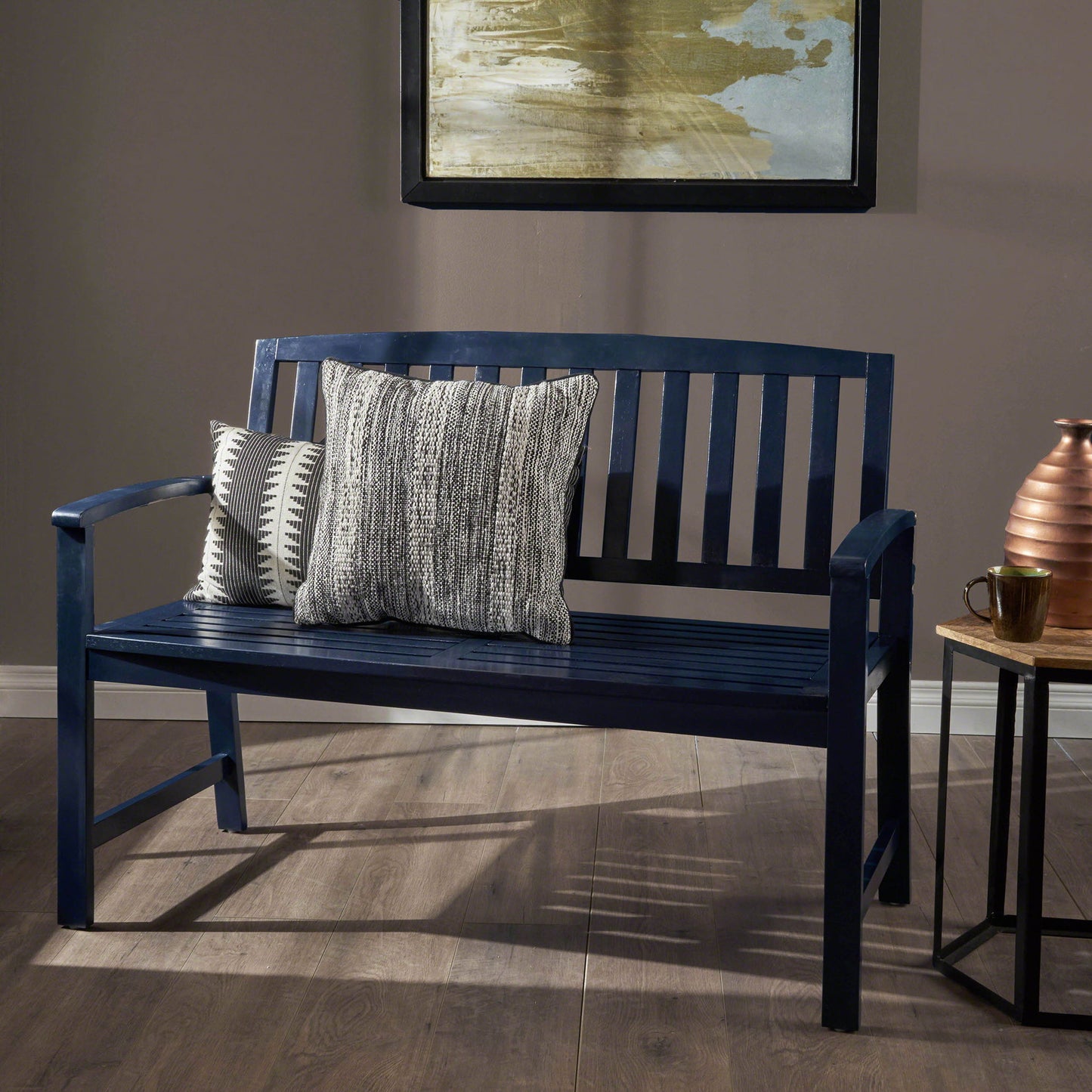 Farmhouse Style Loja Bench Indoor / Outdoor
