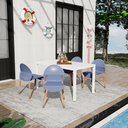 4 Piece Set Of Single Chairs With A Design Combining Modern And Traditional Elements