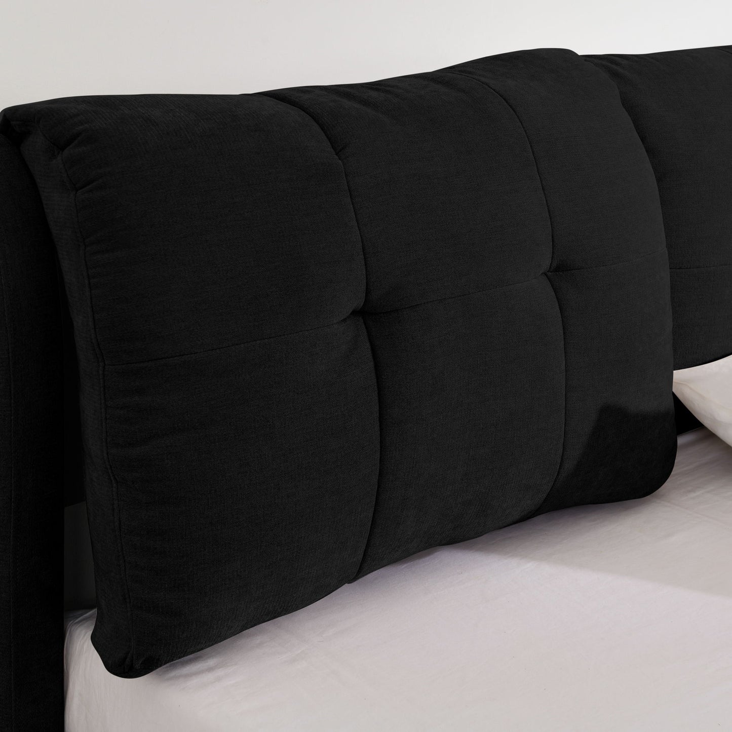 Storage Upholstered Hydraulic Platform Bed With Integrated Headboard