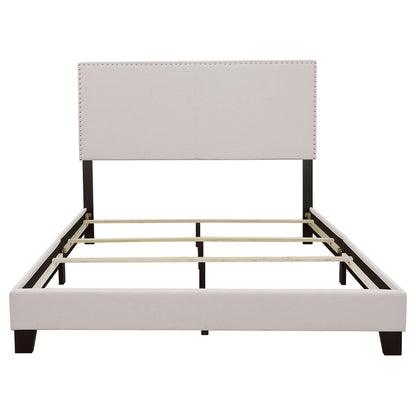 Ivory - Bed With Nailhead Trim
