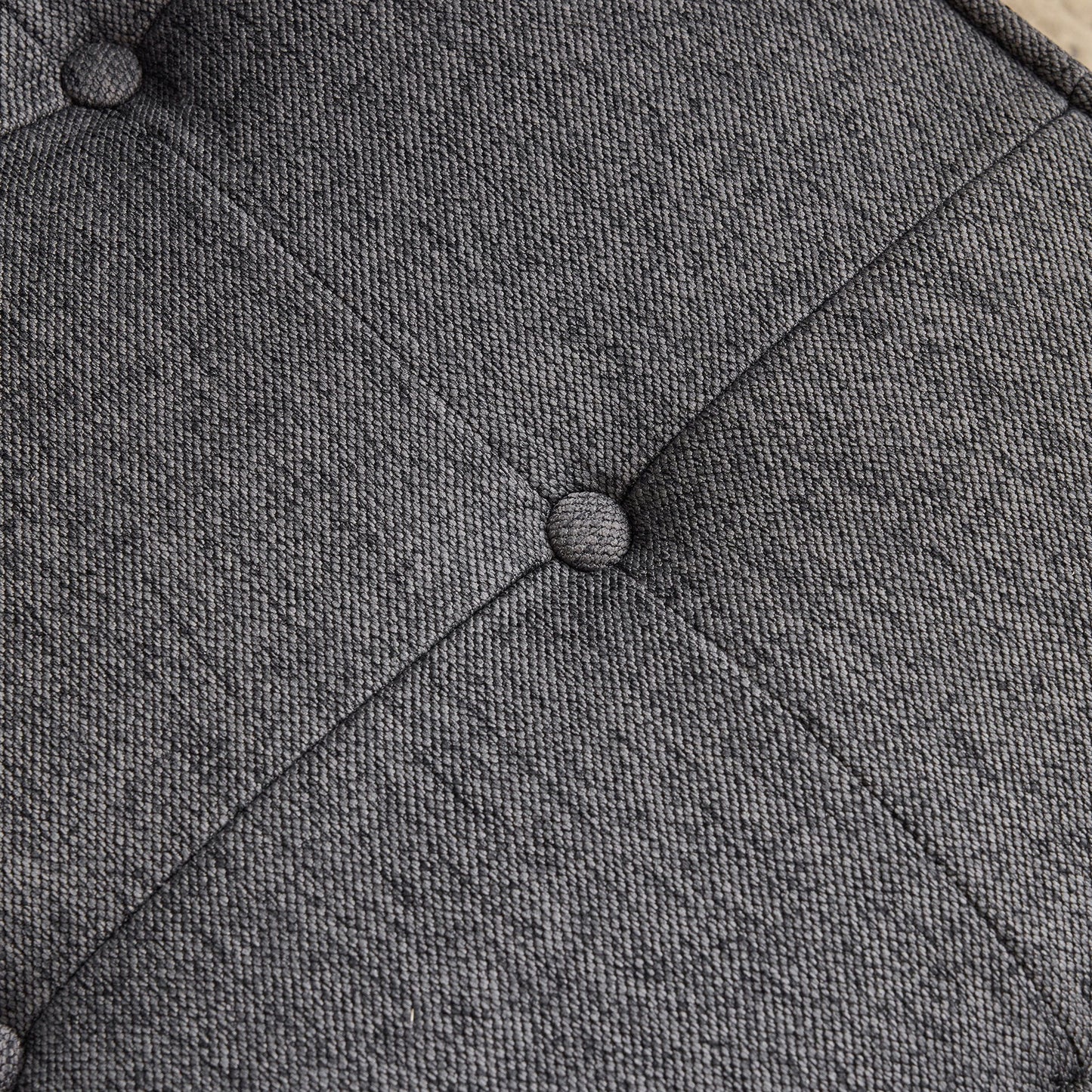 Sofa With Modular Splicing Design