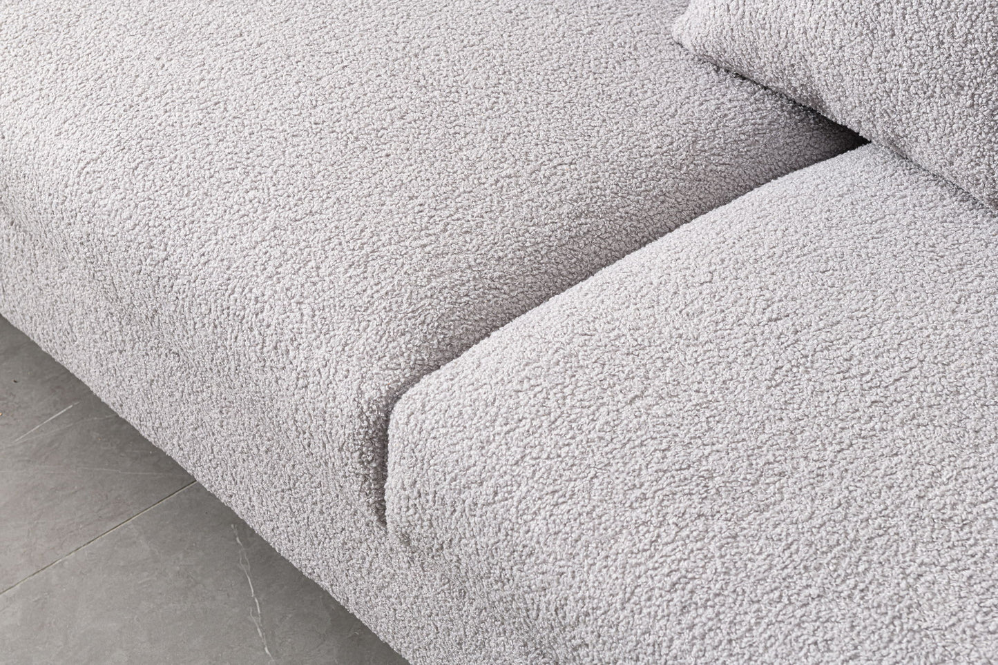 Modern Luxurious And Comfortable Upholstered Sofa