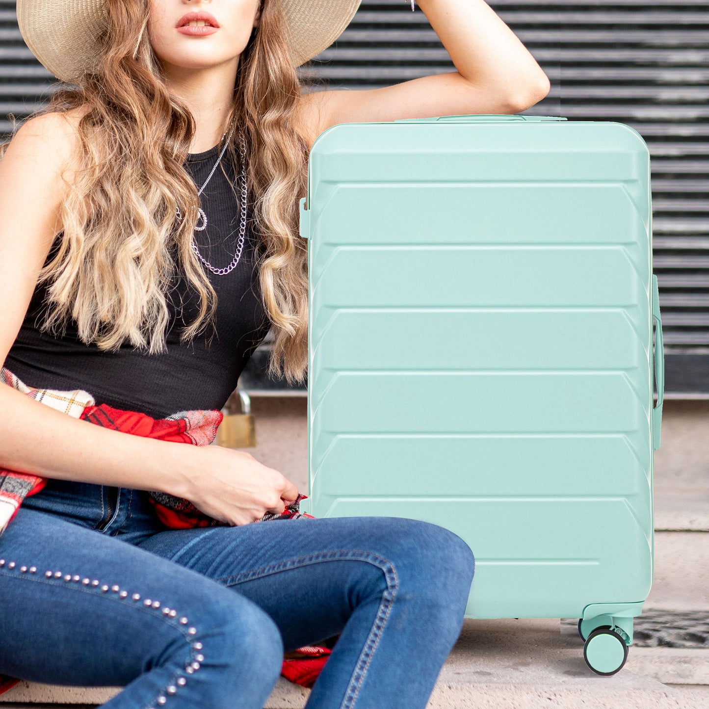 3 Pieces Set 20" / 24" / 28" Spinner Wheel Luggage With Combination Lock