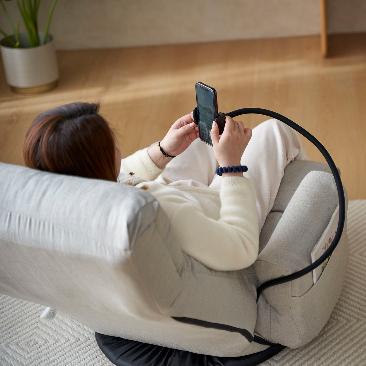 Adjustable Swivel Lounge Chair With 360 Degree Rotating Seat And Headrest Support