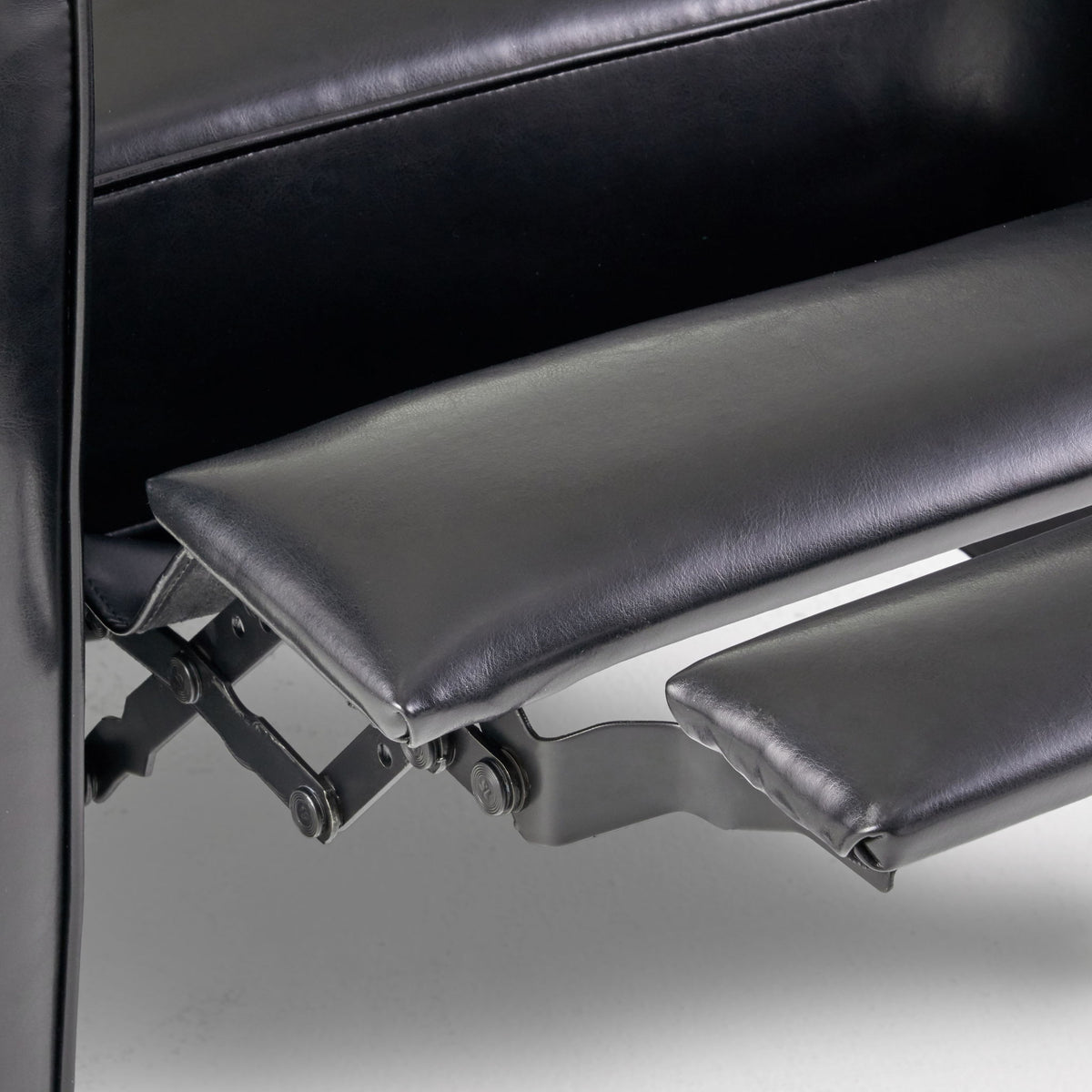 Upholstered Push Back Recliner Chair For Living Room