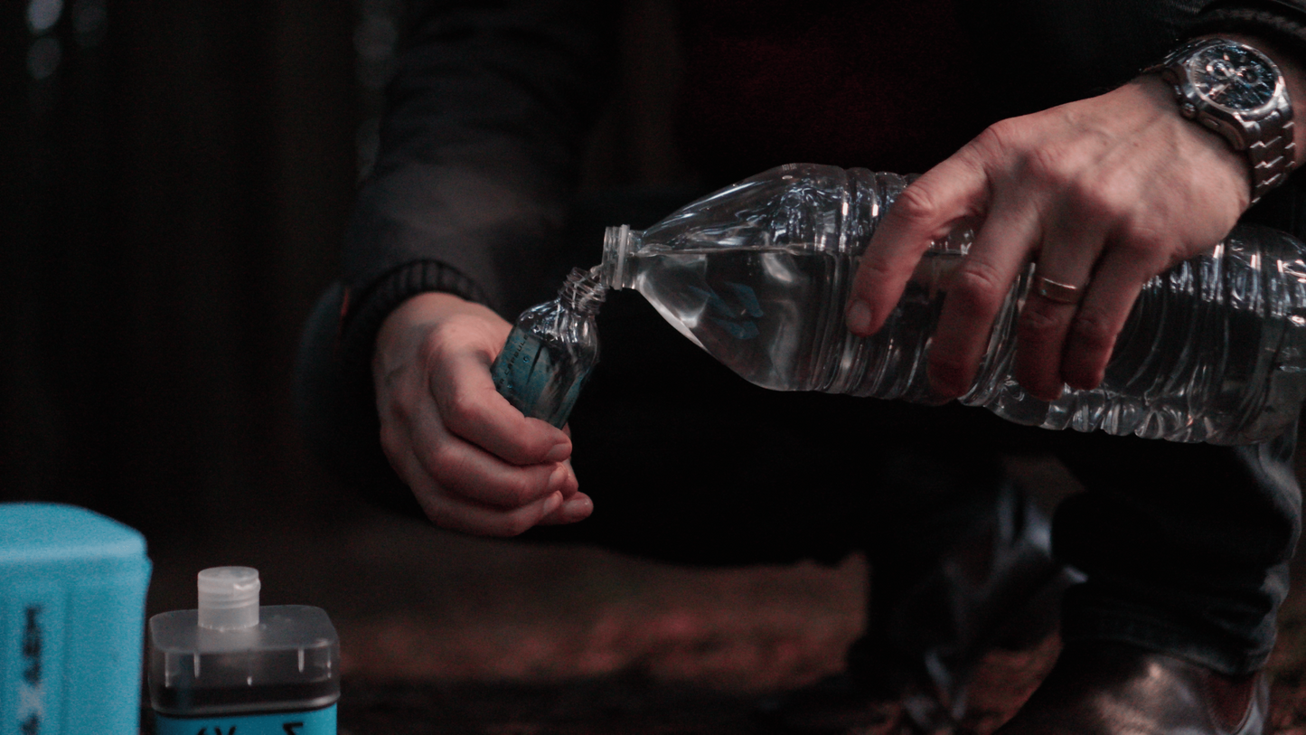 MaXaem 6 Volt Flashlight and Battery