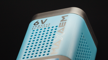 MaXaem 6 Volt Flashlight and Battery