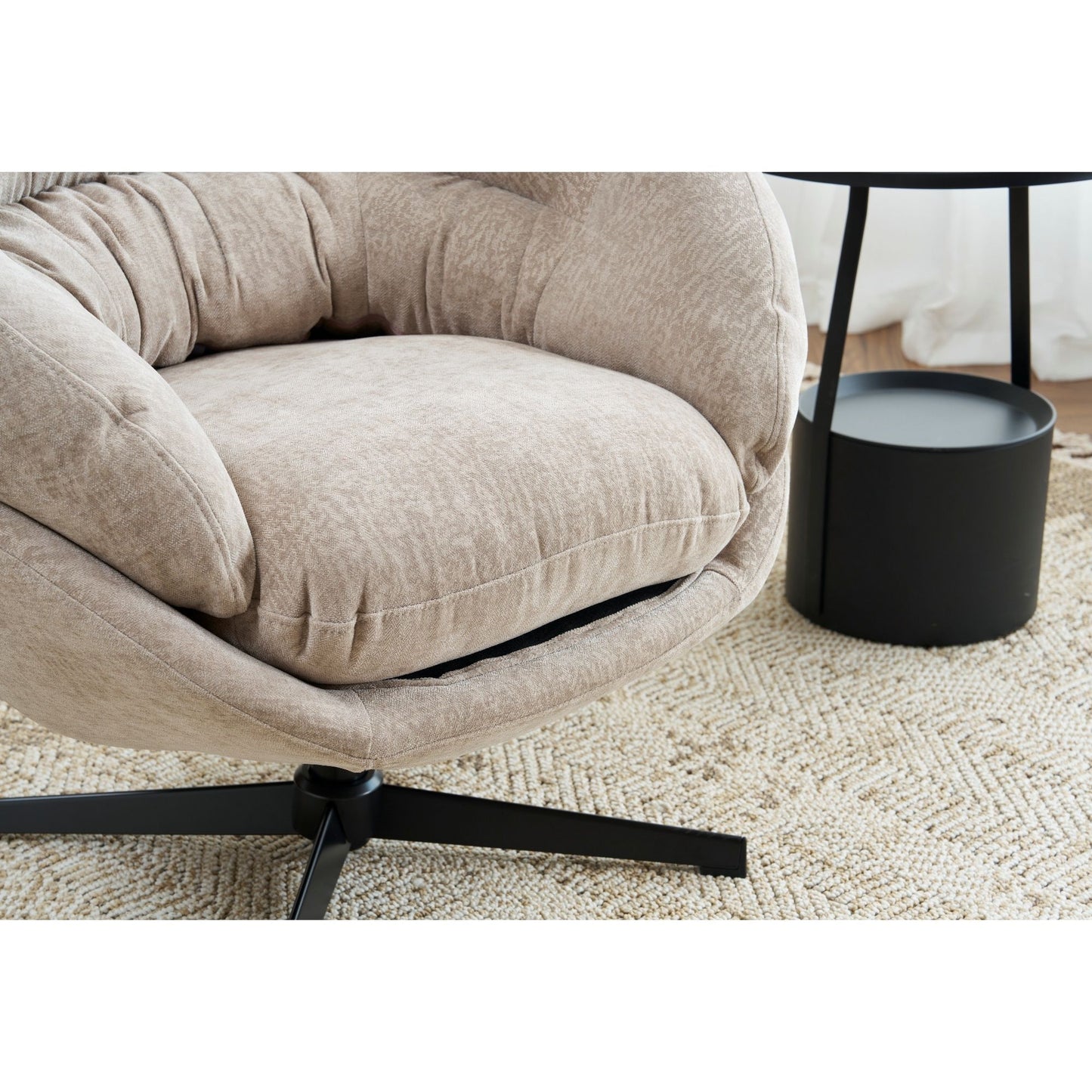 Modern Office Chair With 360 Degree Swivel