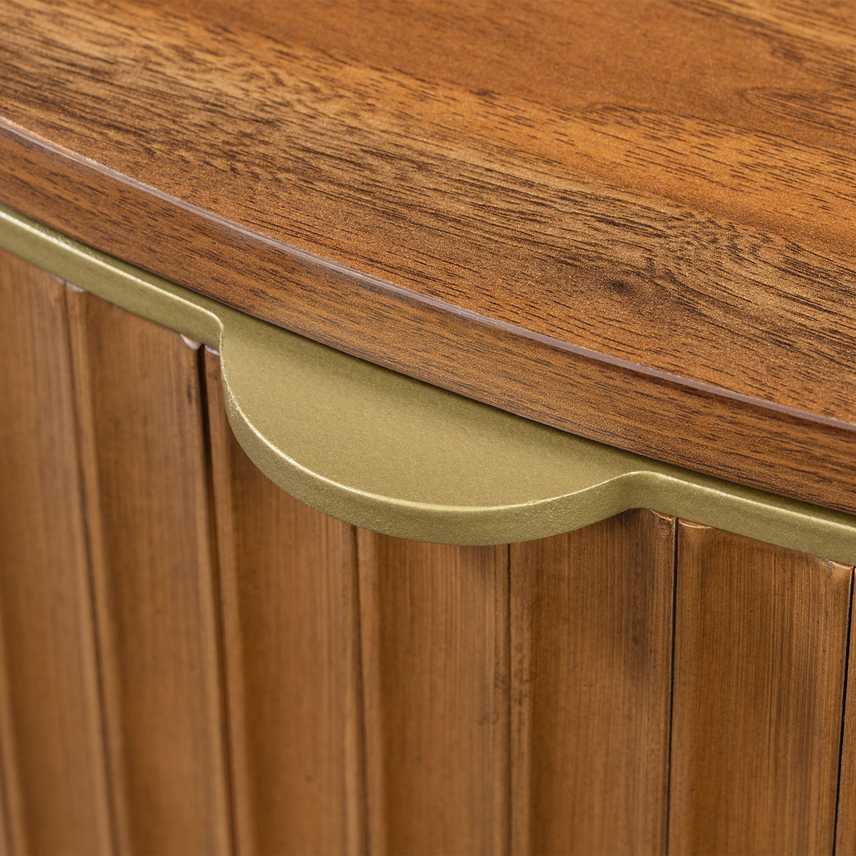 Farmhouse Round Coffee Table With Storage Drawer