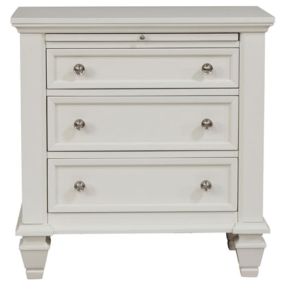 Rocco - 4 Piece Queen Bedroom Set - Cream White