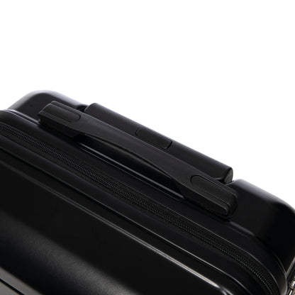 Hard Shell Travel Luggage With Scratch Resistant Surface