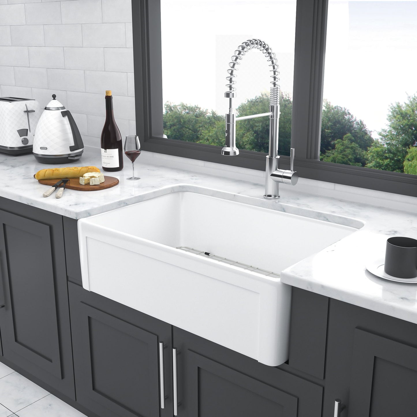 Apron Front Reversible Single Bowl Kitchen Sink & Grid And Strainer