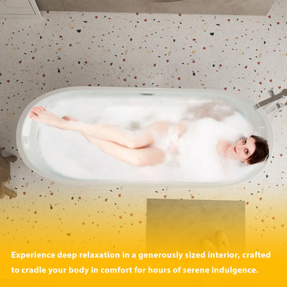 Freestanding Bathtub With Diamond Pattern Design