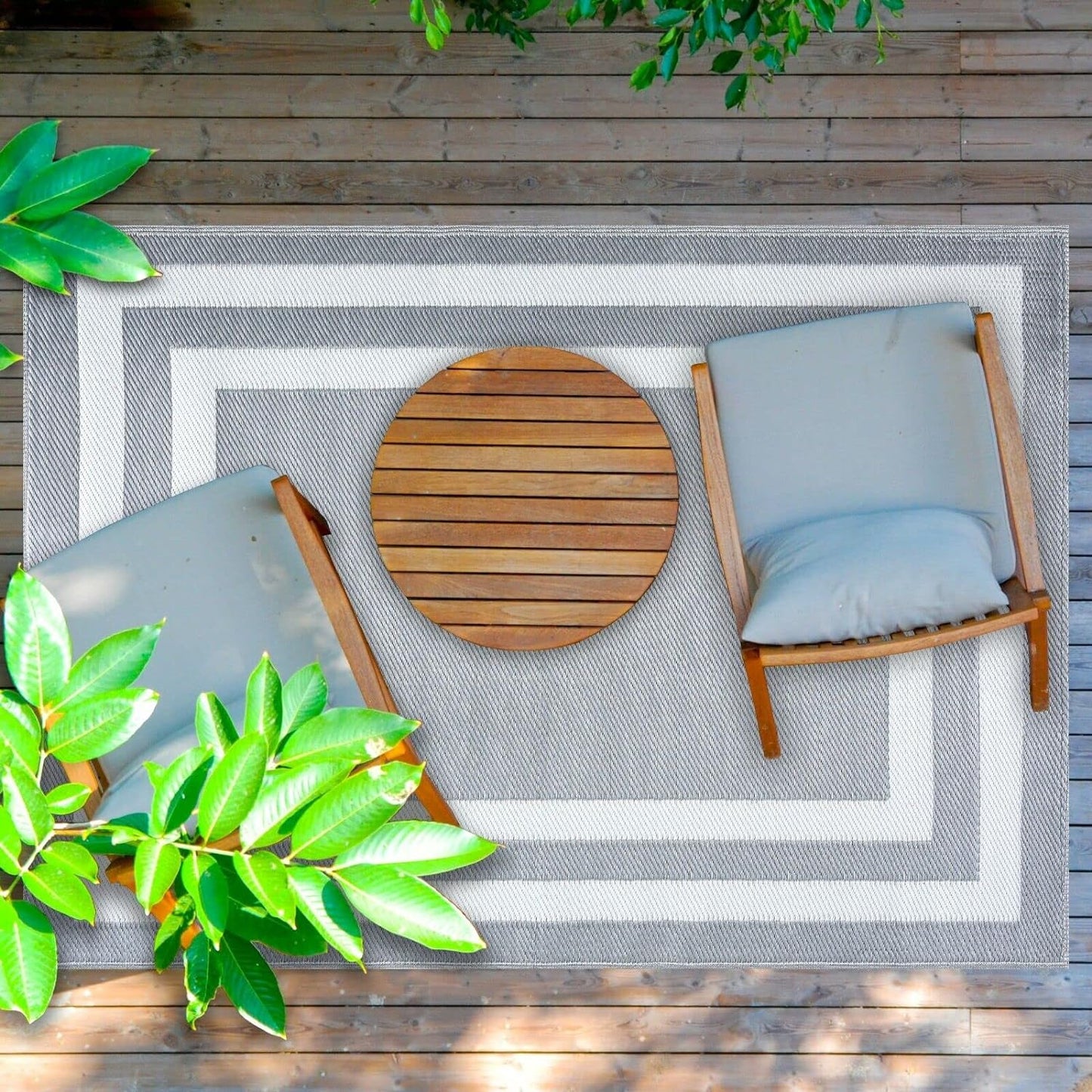 Playa Outdoor Rug - Crease-Free Recycled Plastic Floor Mat for Patio, Camping, Beach, Balcony, Porch, Deck - Weather, Water, Stain, Lightweight, Fade and UV Resistant - Paris- Gray & White (6'x9')