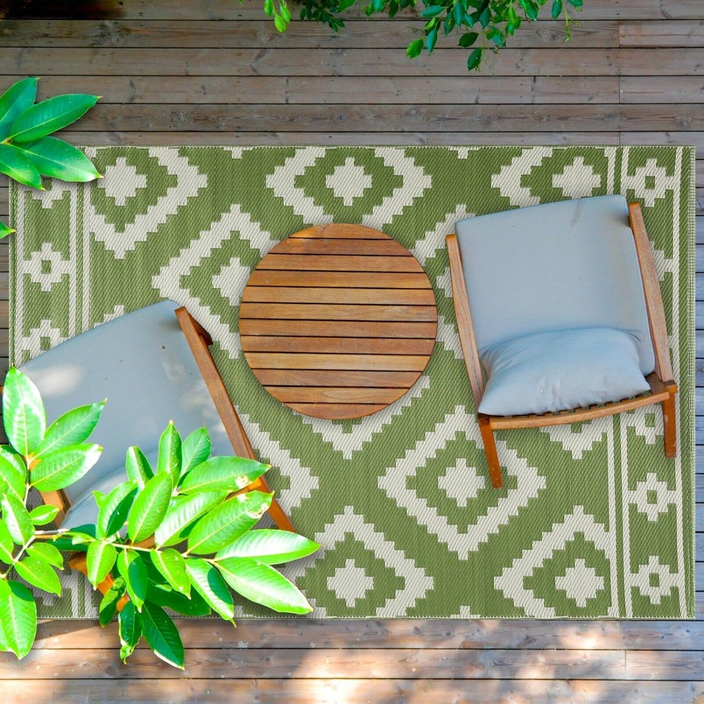 Playa Outdoor Rug - Crease-Free Recycled Plastic Floor Mat for Patio, Camping, Beach, Balcony, Porch, Deck - Weather, Water, Stain, Lightweight, Fade and UV Resistant - Milan- Green & Creme (6'x9')