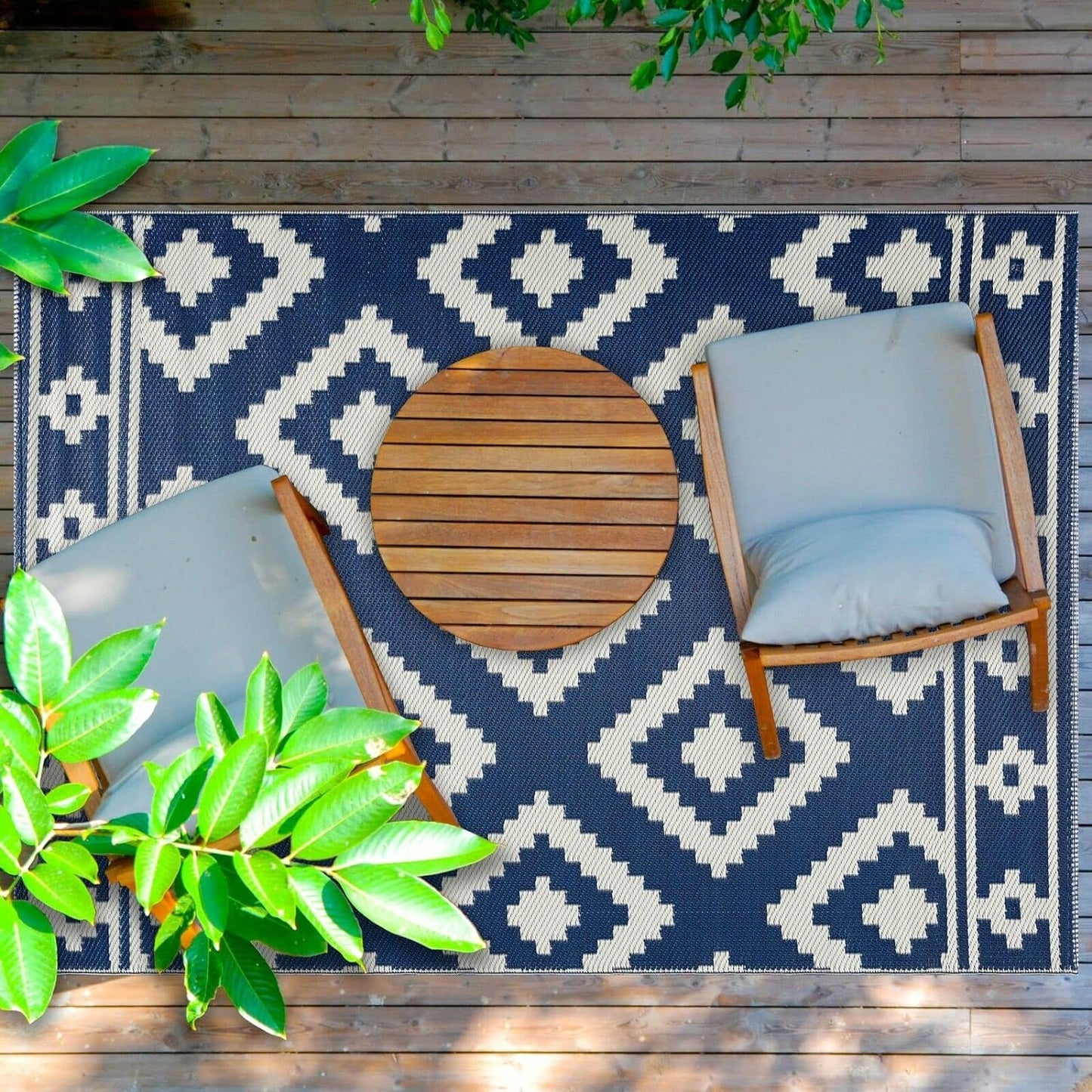 Playa Outdoor Rug - Crease-Free Recycled Plastic Floor Mat for Patio, Camping, Beach, Balcony, Porch, Deck - Weather, Water, Stain, Lightweight, Fade and UV Resistant - Milan- Navy & Creme (8'x10')
