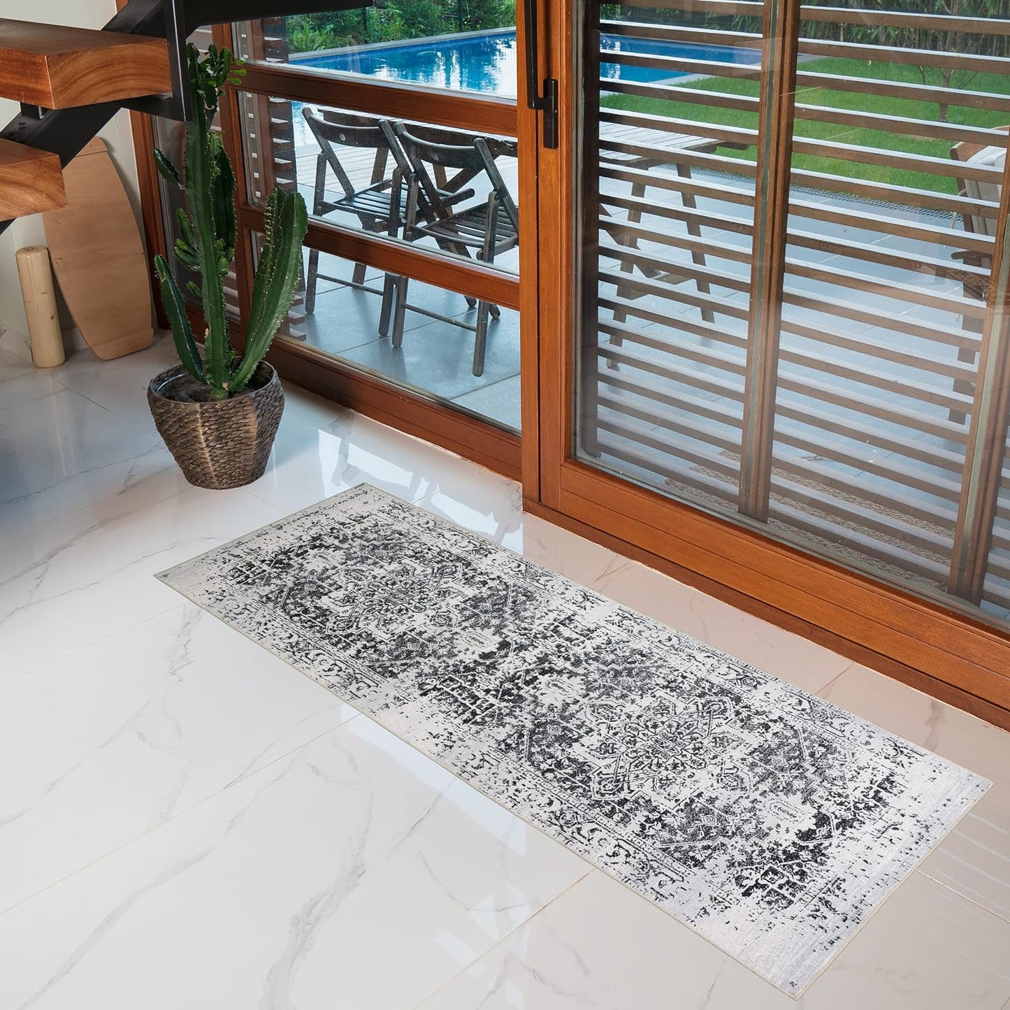 Playa Rug Machine Washable Area Rug With Non Slip Backing - Stain Resistant - Eco Friendly - Family and Pet Friendly - Himalayas Traditional Floral Abstract Black&Creme Design 2'2''x6'