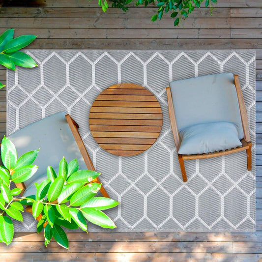 Playa Outdoor Rug - Crease-Free Recycled Plastic Floor Mat for Patio, Camping, Beach, Balcony, Porch, Deck - Weather, Water, Stain, Lightweight, Fade and UV Resistant - Miami- Gray & White (6'x9')